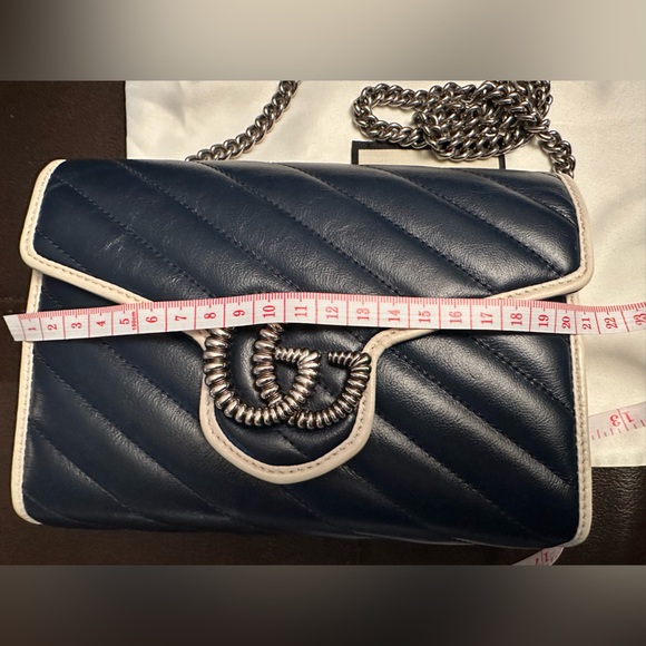 Authentic GUCCI GG SHW GG Marmont Shoulder Bag 573807 Calfskin Leather Navy Blue - Picture 3 of 5